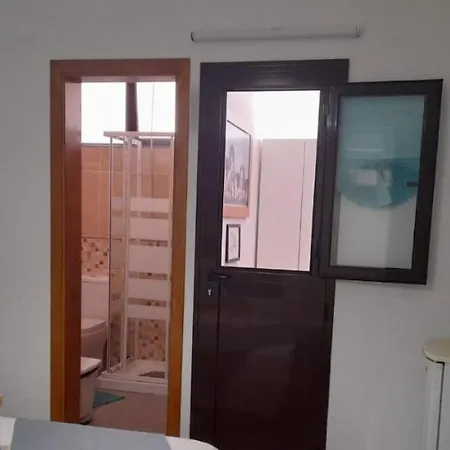 Bucica Quarto em Acomodações Particulares *